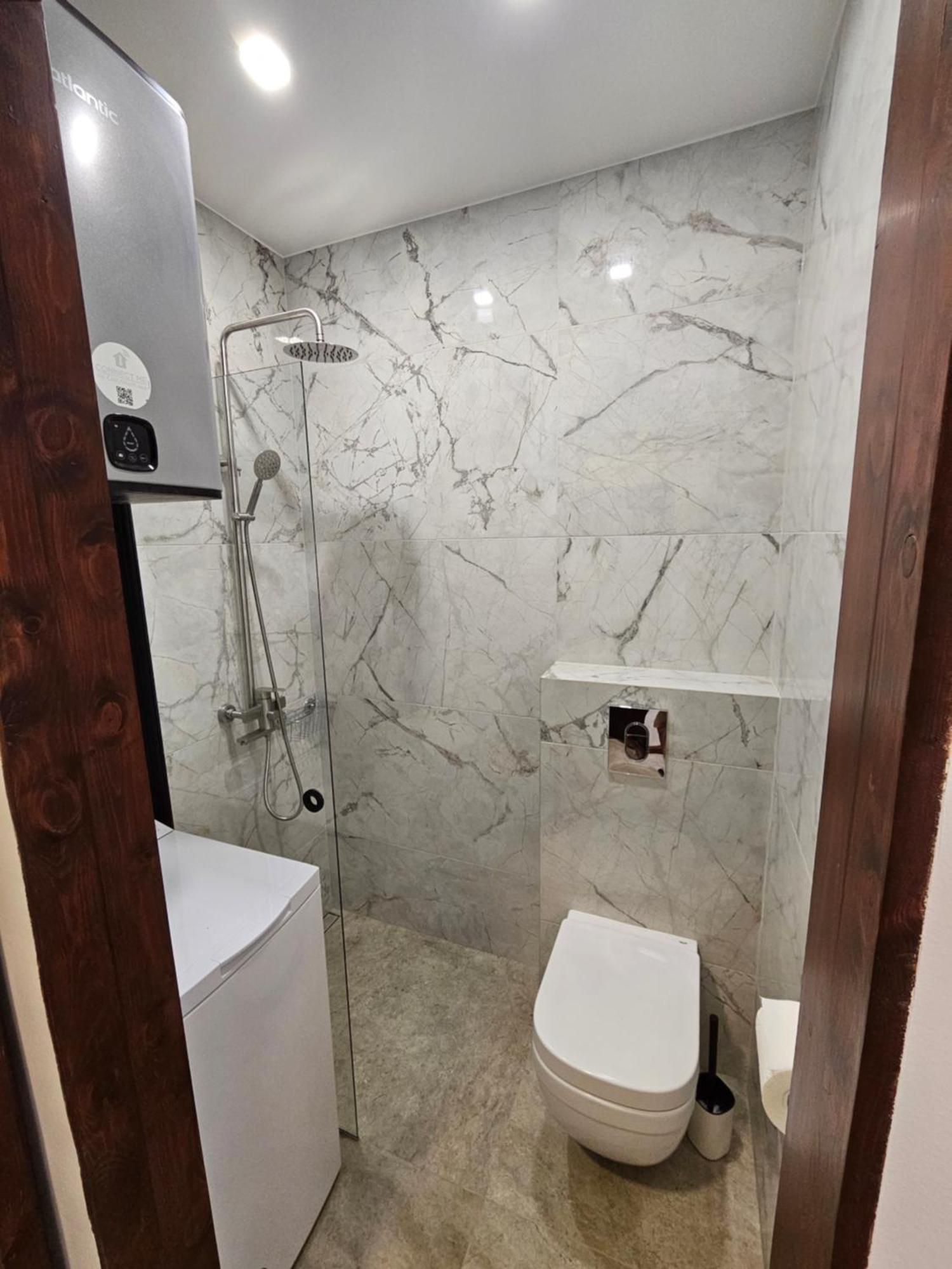 Apartament Heina's *